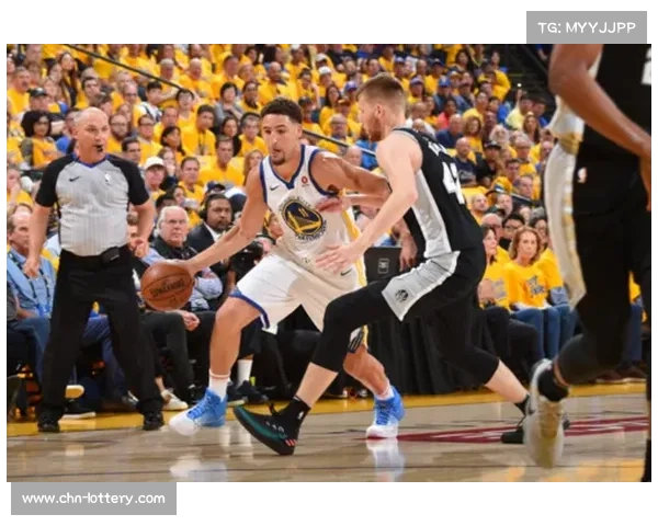 格林被驱逐勇士众志成城力克强敌再显冠军底蕴 格林被驱逐勇士众志成城力克强敌再显冠军底蕴